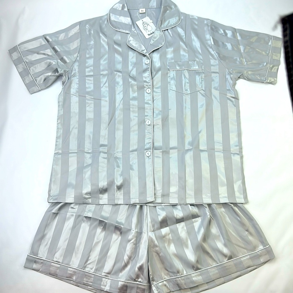 Silver striped pajama top and bottom shorts. Size XL measurements and photos.